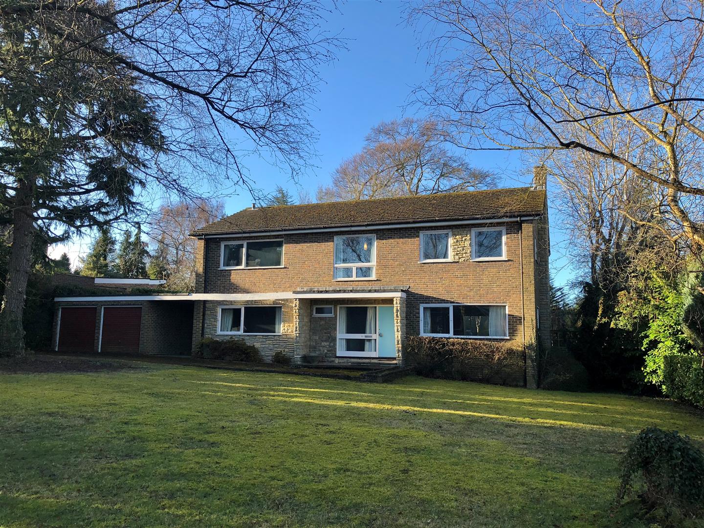 Houses for Sale in Ashtead Cairds Estate Agents